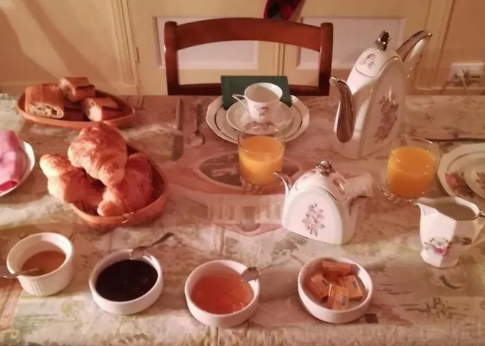 Bed & Breakfast La Des Chats Andrésy